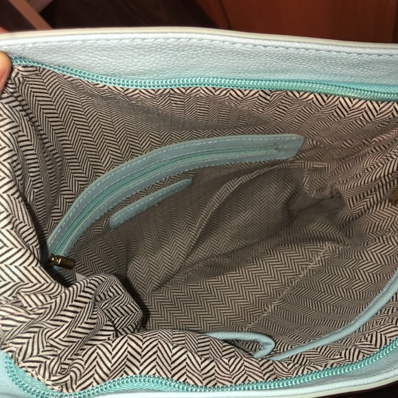Steve Madden light blue foldable purse - Picture 3 of 3